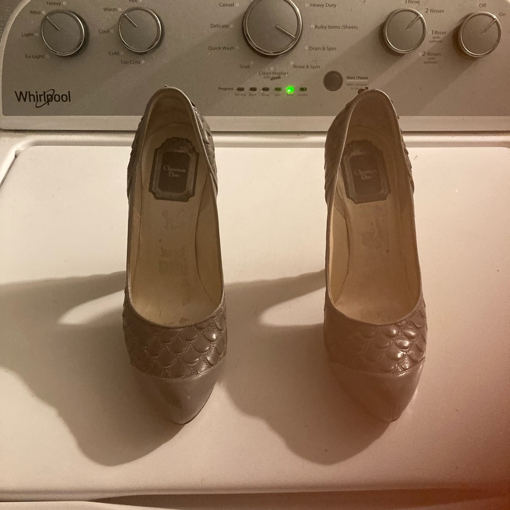 Gray Christian Dior alligator pumps